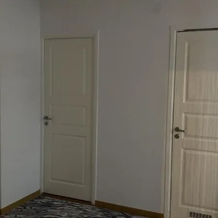 With Double Bed Not *